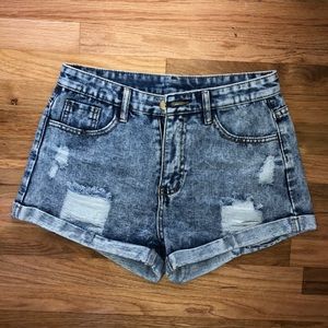 light blue washed jean shorts
